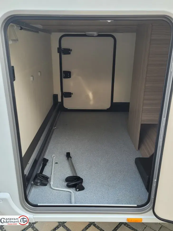 Fahrzeugbild Bürstner Lyseo I 727 G #10