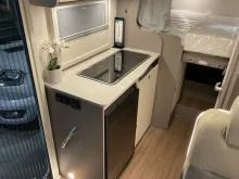 Fahrzeugbild ETRUSCO V 6.6 SF Automatik Schwenkbad / XENON #9
