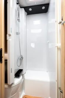 Fahrzeugbild Sunlight Adventure T 66S 5 Sitzplätze #14