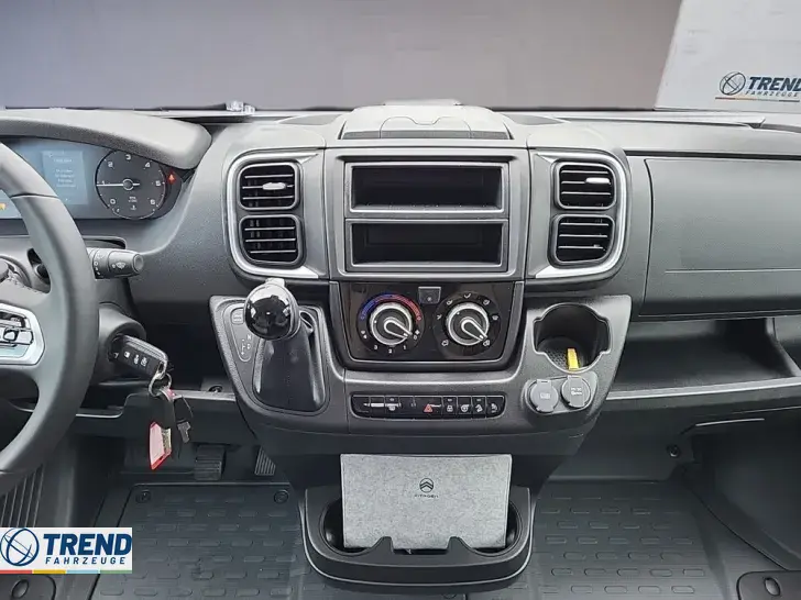 Fahrzeugbild Dethleffs Globetrail 600 DS Citroen #9