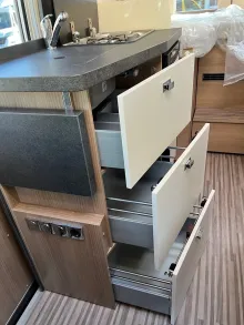 Fahrzeugbild Malibu Compact 600 LE #21