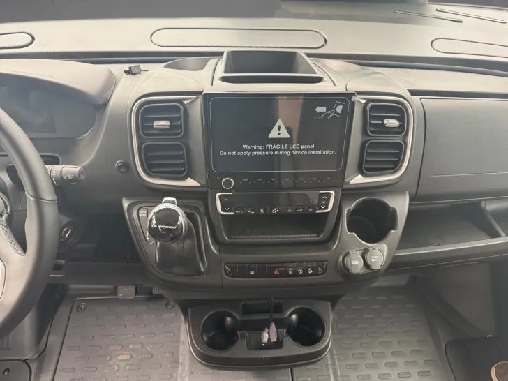 Fahrzeugbild Laika Ecovip H 3109 #8