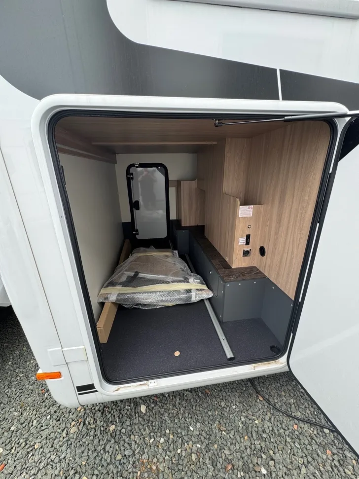 Fahrzeugbild Laika Ecovip H 3109 #18