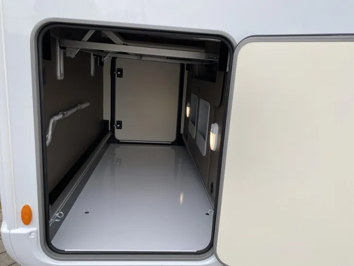 Fahrzeugbild Bürstner B66 TD 732 #7