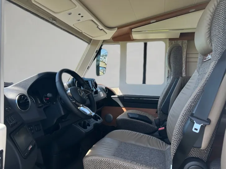 Fahrzeugbild Carthago chic c-line I 4.9 LE L #7
