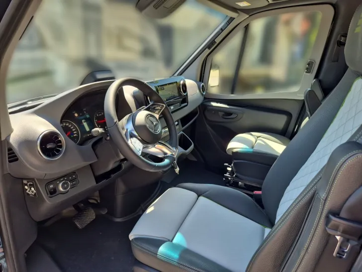 Fahrzeugbild Hymer Grand Canyon S CrossOver 600 Allrad #7