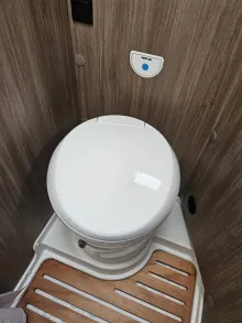 Fahrzeugbild Carado pro CV 600 9G-Autom.|Solar|AHK|Combi6E|Batt190Ah #13