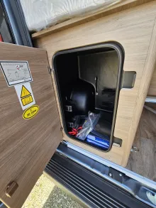 Fahrzeugbild Carado pro CV 600 9G-Autom.|Solar|AHK|Combi6E|Batt190Ah #22