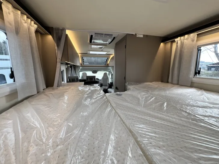 Fahrzeugbild Bürstner Campeo TD 691 G Ofen | AHK | Dachklima | Dieselh #22