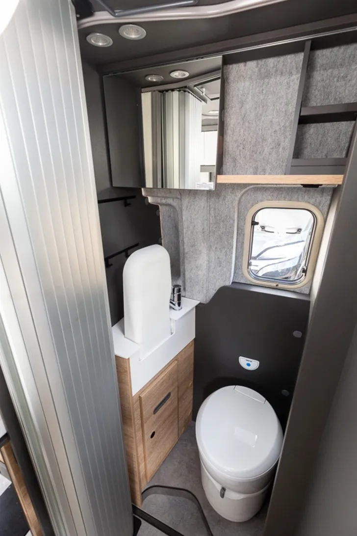 Fahrzeugbild Dethleffs Globetrail Performance 600 DR VW // 15.000  #15