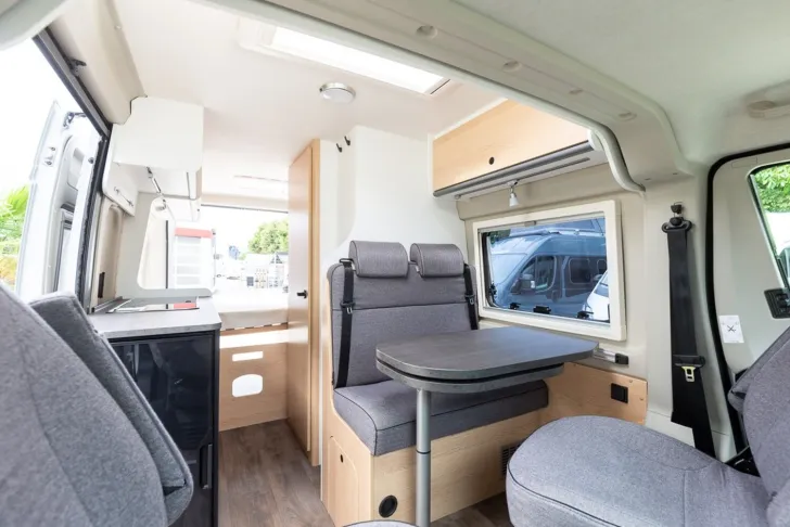 Fahrzeugbild Sunlight Cliff 600 ***junger Gebrauchter*** #9