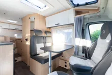 Fahrzeugbild Sunlight Adventure V 66 *Junger Gebrauchter* #8