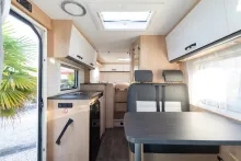 Fahrzeugbild Sunlight Adventure V 66 *Junger Gebrauchter* #9