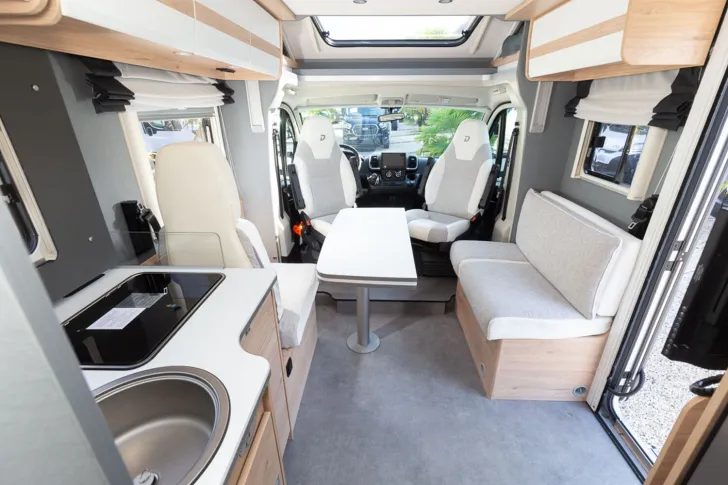 Fahrzeugbild Dethleffs Just Camp Active T 7052 EBL *Junger Gebrauchter* #16