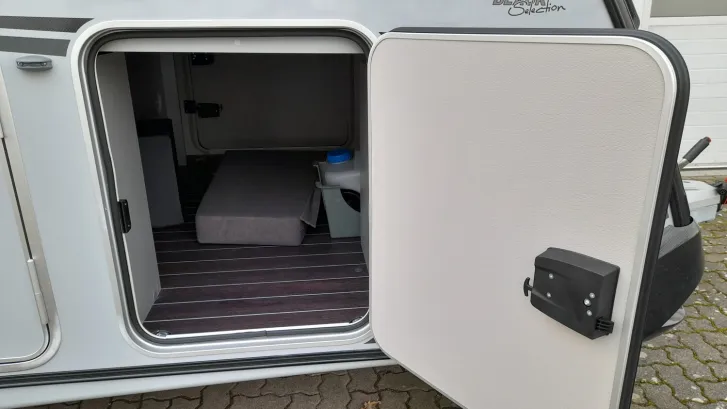 Fahrzeugbild Knaus Sport & Fun BLACK SELECTION 480 QL 1700kg,Dusche #13