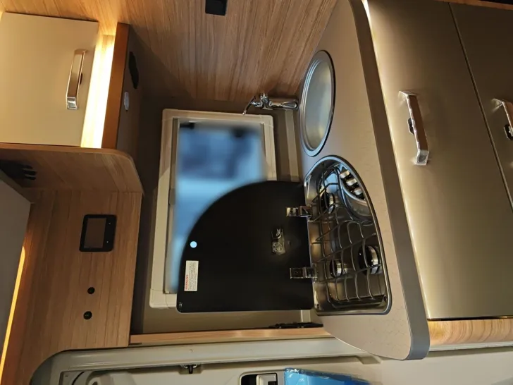 Fahrzeugbild Weinsberg CaraCompact Suite MB EDITION PEPPER 640 MEG LTE #12