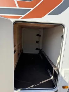 Fahrzeugbild Weinsberg CaraCompact Suite MB EDITION PEPPER 640 MEG 2025 #8