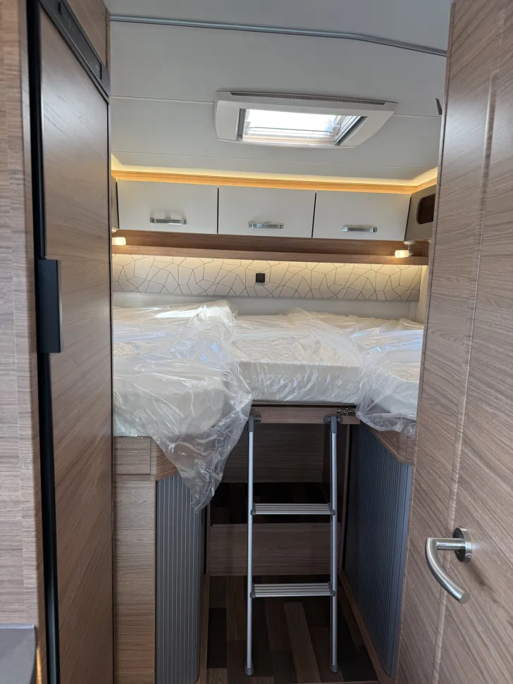 Fahrzeugbild Weinsberg CaraCompact Suite MB EDITION PEPPER 640 MEG 2025 #21