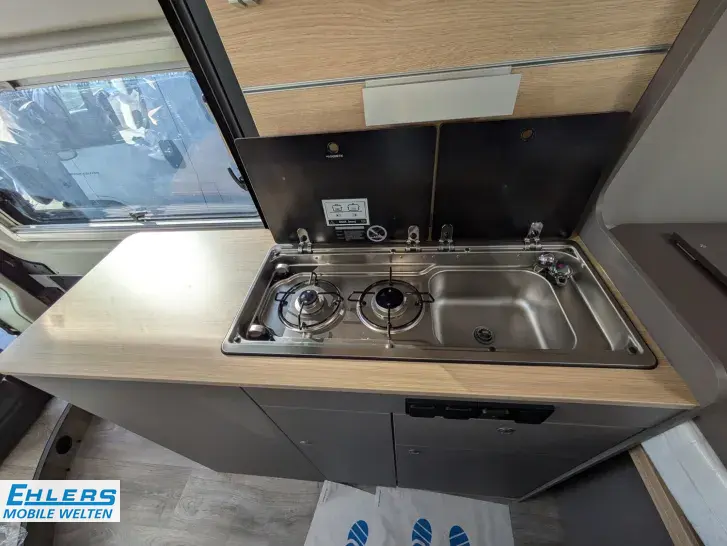 Fahrzeugbild LMC Innovan 600 Markise/140PS/Innovan-Paket/Alu #10