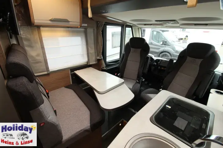 Fahrzeugbild Knaus Van I 550 MF Automatik nur 4800 km #9