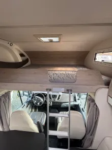 Fahrzeugbild Challenger Genesis C 194 Ford #16