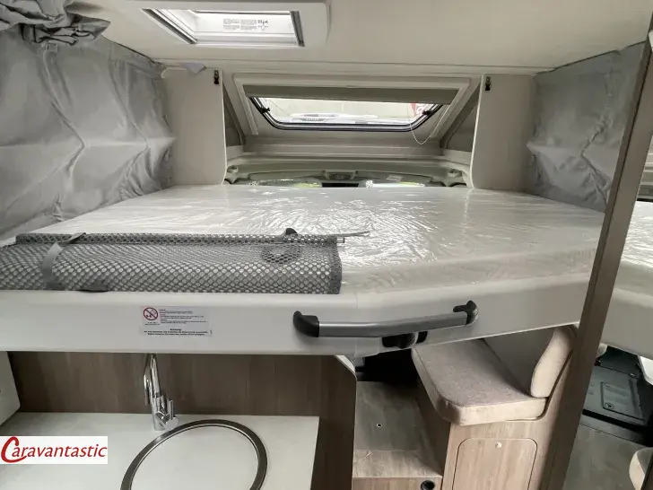 Fahrzeugbild Carado TEILINTEGRIERTE 328 #13