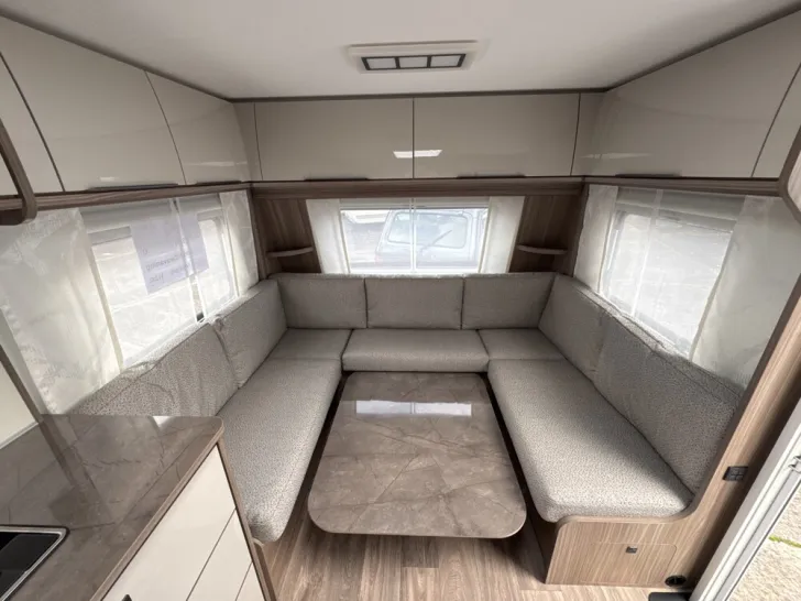 Fahrzeugbild Fendt Tendenza 650 SFD #6