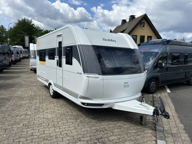 Fahrzeugbild Hobby De Luxe 460 LU #1
