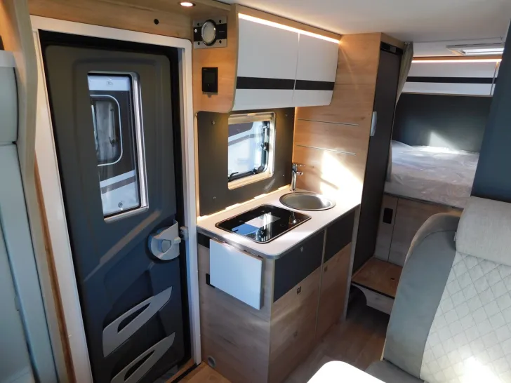 Fahrzeugbild Dethleffs Globebus Camp T 1 Navi+RFK,Voll-LED-Scheinwerfer #11
