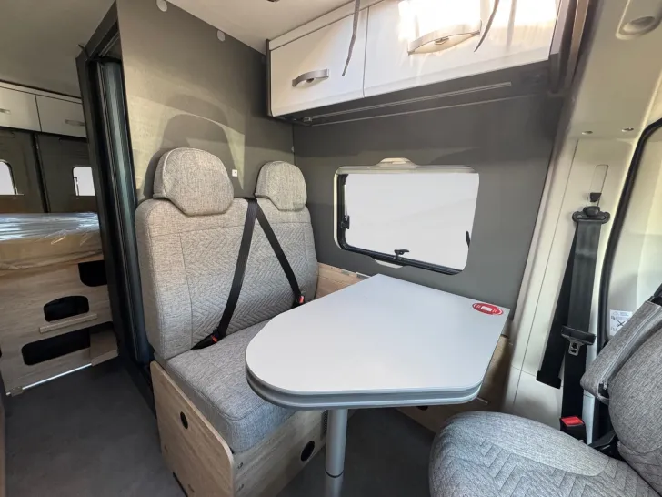 Fahrzeugbild Dethleffs Globetrail 600 DK Fiat Frühjahrs-Sale #12