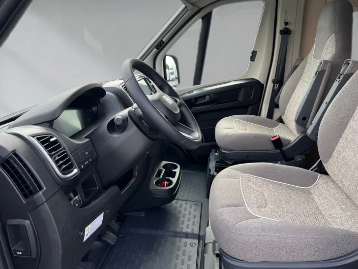 Fahrzeugbild Malibu Van first class - two rooms 640 LE RB Fiat (656) #7