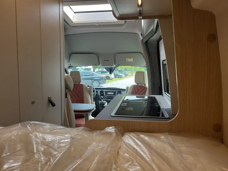 Fahrzeugbild Bürstner Lineo C 550 Summer Sale #19