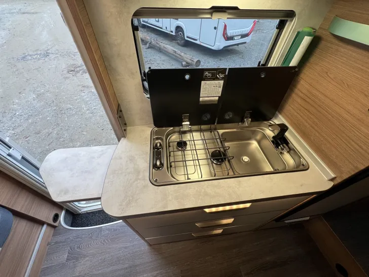 Fahrzeugbild Knaus Van i 650 MEG Dachklima | TV | Navi | Kamera #10