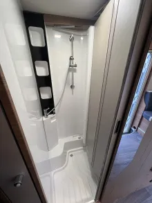 Fahrzeugbild Knaus Van i 650 MEG Dachklima | TV | Navi | Kamera #14