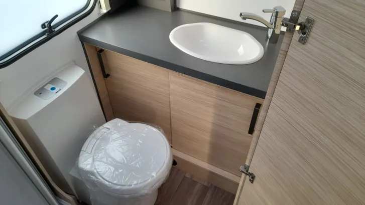 Fahrzeugbild Fendt Apero 560 SKM Dusche, 2000kg, TV Halter #12