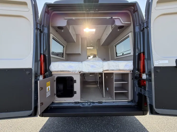 Fahrzeugbild Bürstner Eliseo C 642 #6