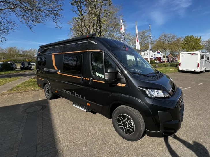 Fahrzeugbild Malibu Charming comfort coupé 640 LE #2