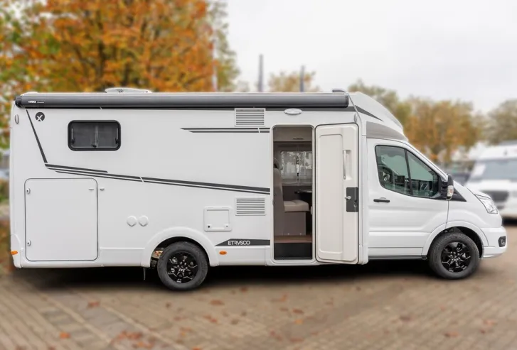 Fahrzeugbild Etrusco T Ford 7.3 SF #2