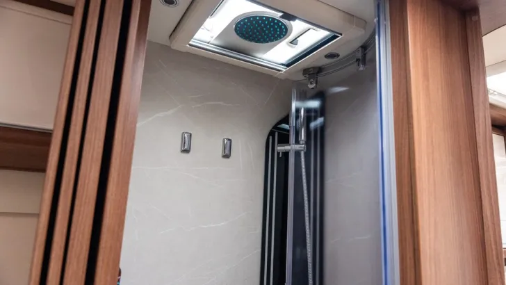 Fahrzeugbild Carthago chic e-line I 50 LE #12
