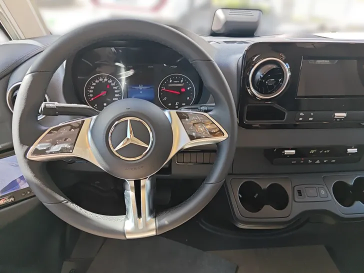 Fahrzeugbild Carthago C1-tourer Edition+ I 149 RB LE comfort Mercedes #8