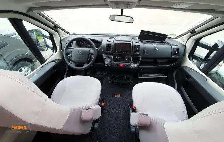 Fahrzeugbild LMC Tourer T 730 G #7