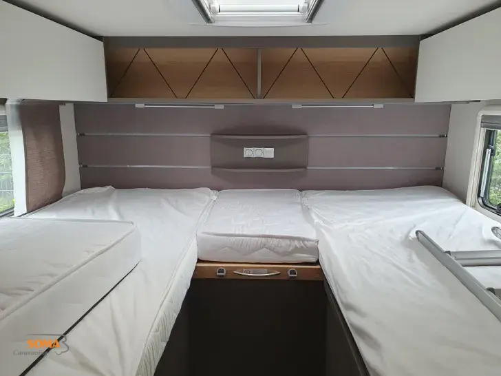 Fahrzeugbild LMC Tourer T 730 G #13