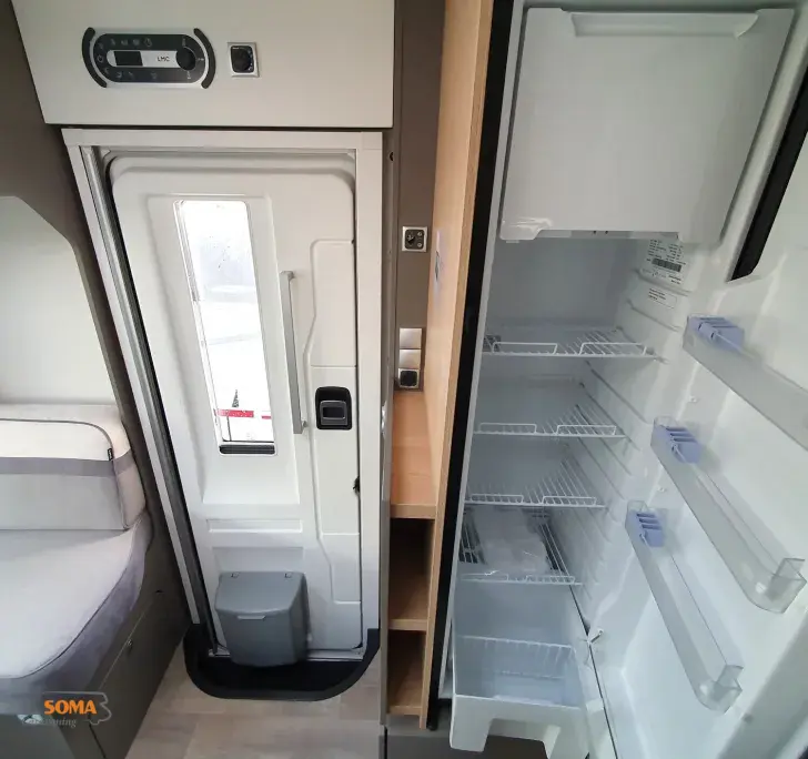 Fahrzeugbild LMC Tourer T 730 G #20
