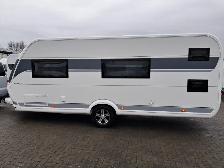 Fahrzeugbild Hobby De Luxe 560 KMFe *Modell 2025* #5