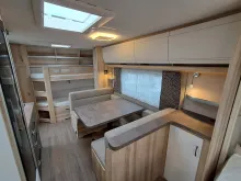 Fahrzeugbild Hobby De Luxe 560 KMFe *Modell 2025* #11