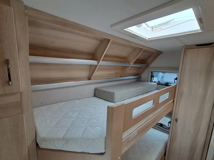 Fahrzeugbild Hobby De Luxe 560 KMFe *Modell 2025* #14