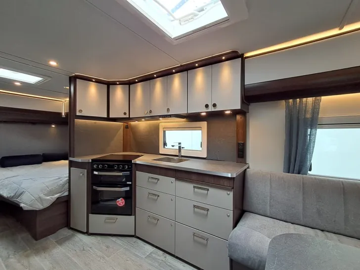 Fahrzeugbild Polar 590 FWA Black Edition *Modell 2026* #11