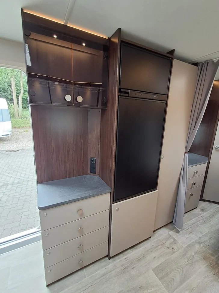 Fahrzeugbild Polar 590 FWA Black Edition *Modell 2026* #15