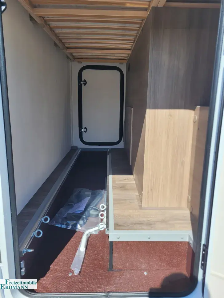 Fahrzeugbild Carado V 132 #6