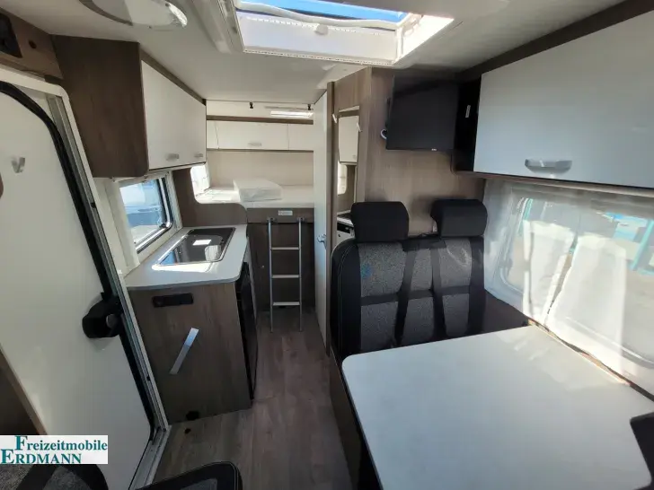 Fahrzeugbild Carado V 132 #9